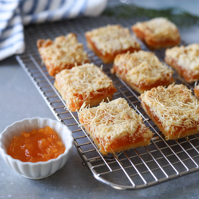 Middle Eastern Apricot Bar