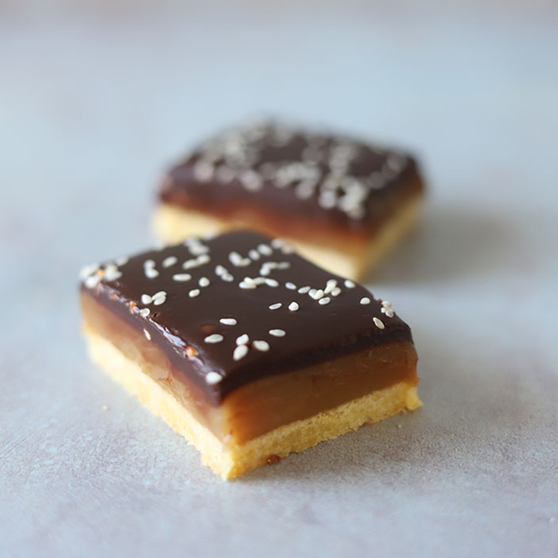 Tahini Caramel Chocolate Bar